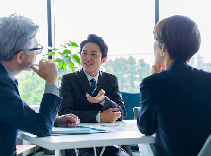 お客様専属の工事担当者と営業担当者